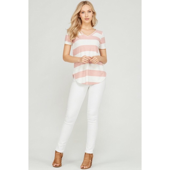 V neck stripe print top - Picture 5 of 6